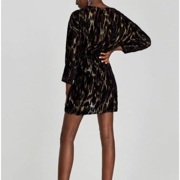 Zara Velvet Burn Out Glittery Puff Sleeves Tulip Dress Size Small Black Gold - Picture 4 of 10